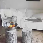 Mypalmassuite With Free Parking In Apartman